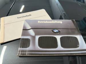 Bild 18/18 von BMW 850i (1990)