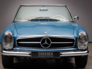 Image 3/38 of Mercedes-Benz 250 SL (1967)