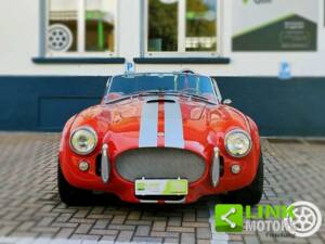 Image 2/10 de AC Cobra Replica (1966)