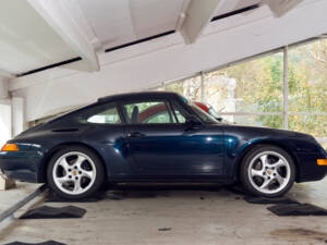 Bild 3/5 von Porsche 911 Carrera (1996)