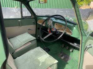 Immagine 8/12 di Morris Minor 1000 Traveller (1962)