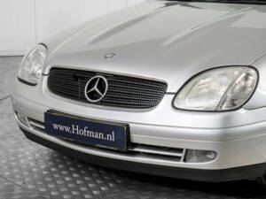 Imagen 19/50 de Mercedes-Benz SLK 200 (1997)