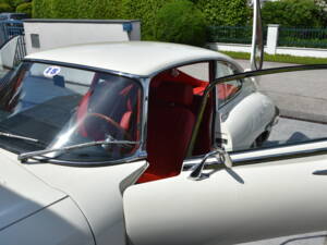 Image 12/24 of Jaguar E-Type (2+2) (1970)