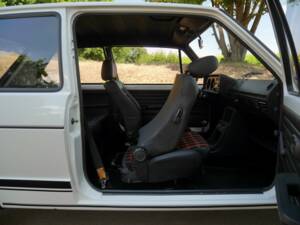 Image 26/35 of Volkswagen Golf Mk I GTI 1.6 (1980)