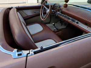 Immagine 24/64 di Ford Thunderbird (1956)
