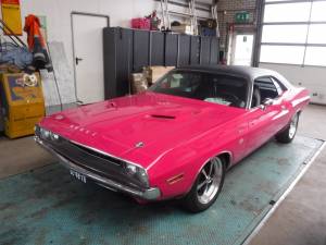 Image 2/50 of Dodge Challenger R&#x2F;T 440 Six-Pack (1970)