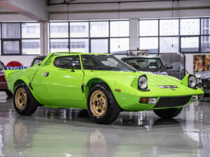 Image 29/44 de Lancia Stratos HF Stradale (1974)