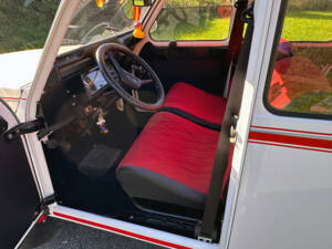 Image 13/24 of Citroën 2 CV 6 (1977)