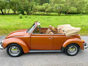 Image 3/15 de Volkswagen Beetle 1303 (1979)