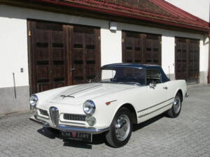 Image 1/40 of Alfa Romeo 2000 Spider (1959)