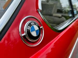Image 16/73 of BMW 2,5 CS (1975)