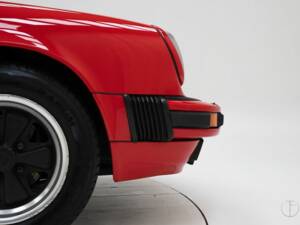 Immagine 12/15 di Porsche 911 Carrera 3.2 (1986)