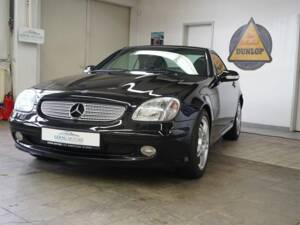 Immagine 5/44 di Mercedes-Benz SLK 230 Kompressor (2003)