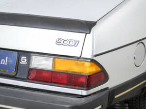 Image 30/42 of Saab 900 Turbo (1984)