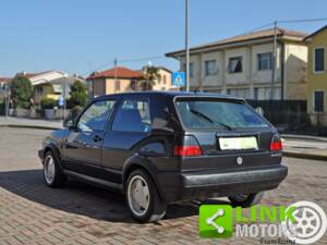 Bild 4/10 von Volkswagen Golf II GTi 1.8 (1991)