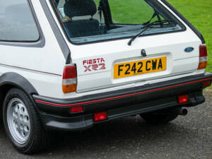 Bild 9/29 von Ford Fiesta XR2 (1988)