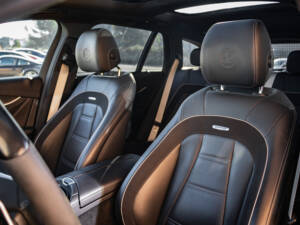 Bild 15/28 von Mercedes-Benz AMG E 63 S 4MATIC+ T (2017)