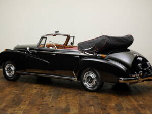 Image 4/21 de Mercedes-Benz 300 c Cabriolet D (1956)