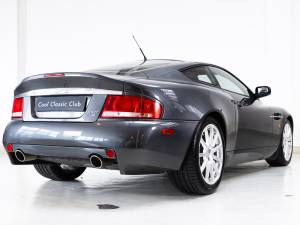 Afbeelding 5/31 van Aston Martin V12 Vanquish S (2006)