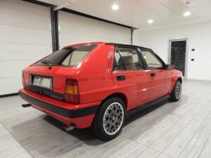 Bild 6/7 von Lancia Delta (1988)