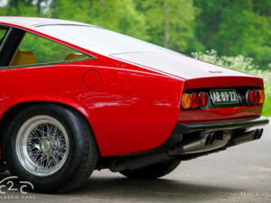 Image 60/80 of Ferrari 365 GTC&#x2F;4 (1972)