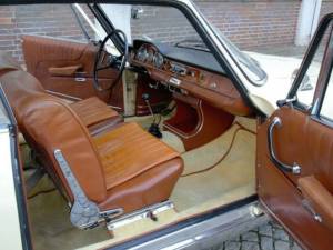Image 11/18 of BMW 3200 CS (1964)