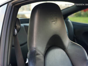 Image 20/25 of Porsche 911 Carrera S (2005)