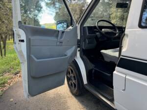 Immagine 34/36 di Volkswagen T4 Multivan 2.5 Syncro (1994)