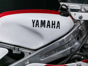 Image 20/28 of Yamaha DUMMY (1988)