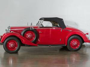 Immagine 4/20 di Mercedes-Benz 230 N Roadster (1937)