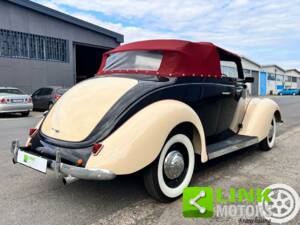 Bild 7/10 von Ford V8 Club Convertible (1937)