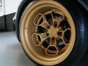 Image 32/50 of Porsche 911 Carrera RWB (1995)