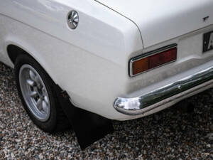 Image 37/40 of Ford Escort Twin Cam (1968)