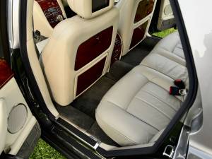 Image 14/49 of Bentley Arnage R (2005)