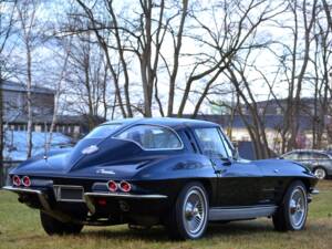 Image 7/26 of Chevrolet Corvette Sting Ray (1963)