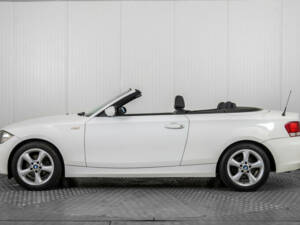 Bild 46/50 von BMW 118i (2008)