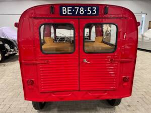 Image 9/23 of Citroën AZU (1962)