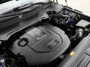 Image 42/50 of Land Rover Range Rover Sport P400e PHEV (2020)