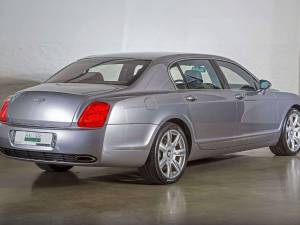 Image 7/20 of Bentley Continental Flying Spur (2005)