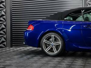 Bild 29/50 von BMW M6 (2008)