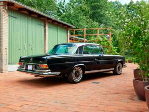 Image 9/188 of Mercedes-Benz 280 SE 3,5 (1971)
