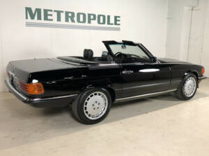 Imagen 16/31 de Mercedes-Benz 560 SL (1986)