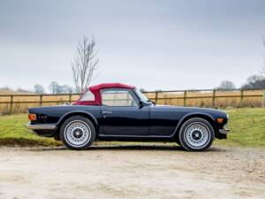 Bild 28/44 von Triumph TR 6 (1970)