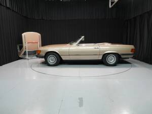 Image 6/15 of Mercedes-Benz 350 SL (1972)