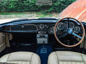 Image 20/33 de Aston Martin DB 4 (1963)