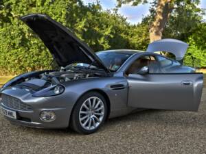 Bild 21/50 von Aston Martin V12 Vanquish (2001)