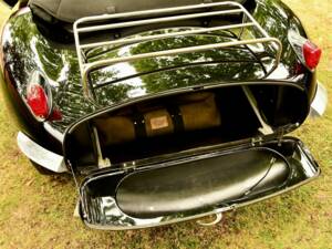 Image 23/50 of Jaguar XK-SS (1967)