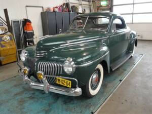 Image 2/50 de DeSoto De Luxe Club Coupe (1941)