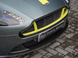 Bild 23/50 von Aston Martin V8 Vantage AMR (2018)