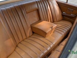 Image 30/49 of Mercedes-Benz 280 SE 3,5 (1972)